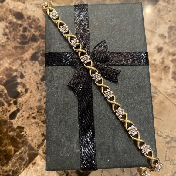 Gold bracelet - Picture 1 of 6